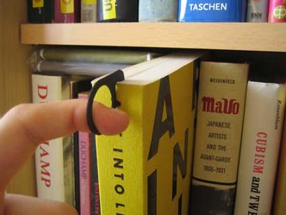 Gancio per libri